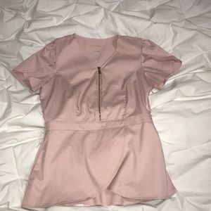 Jaanuu Tulip Jolie Scrub Top